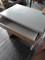 Klein Bureautje - 73x50x75cm - Gebruikt, Ophalen