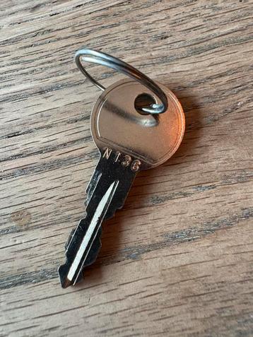 Sleutel N136 voor Thule 753 Voetenset beschikbaar voor biedingen