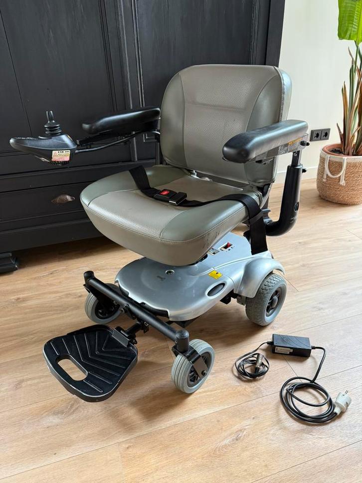 ZGAN Rascal elekt. rolstoel. Nieuwe accu’s & demontabel!, Diversen, Rolstoelen, Zo goed als nieuw, Elektrische rolstoel, Inklapbaar