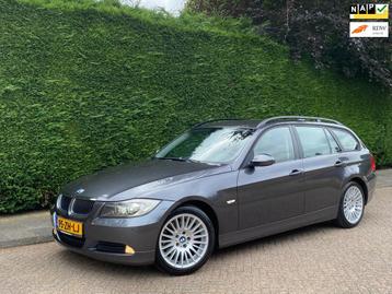 BMW 3-serie Touring 318i AIRCO IJSKOUD/LEER/PDC V+A/XENON! beschikbaar voor biedingen