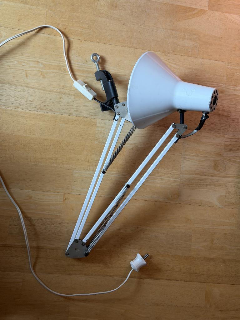 knikarm bureaulamp wit, vintage, in goede staat, Ophalen of Verzenden, Minder dan 50 cm