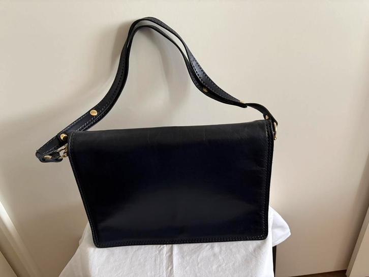 Vintage lederen stewardess tas uit de jaren 70,  donkerblauw, Verzamelen, Luchtvaart en Vliegtuigspotten, Zo goed als nieuw, Overige typen