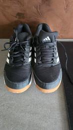 Adidas sport schoenen, Sport en Fitness, Handbal, Ophalen, Zo goed als nieuw, Schoenen