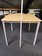 vierkante tafel, Huis en Inrichting, Ophalen, Gebruikt, 50 tot 100 cm, 50 tot 75 cm