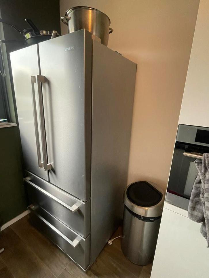 Smeg Amerikaanse Koelkast - RVS - Dubbele Deuren, Witgoed en Apparatuur, Koelkasten en IJskasten, Gebruikt, Met vriesvak, 200 liter of meer