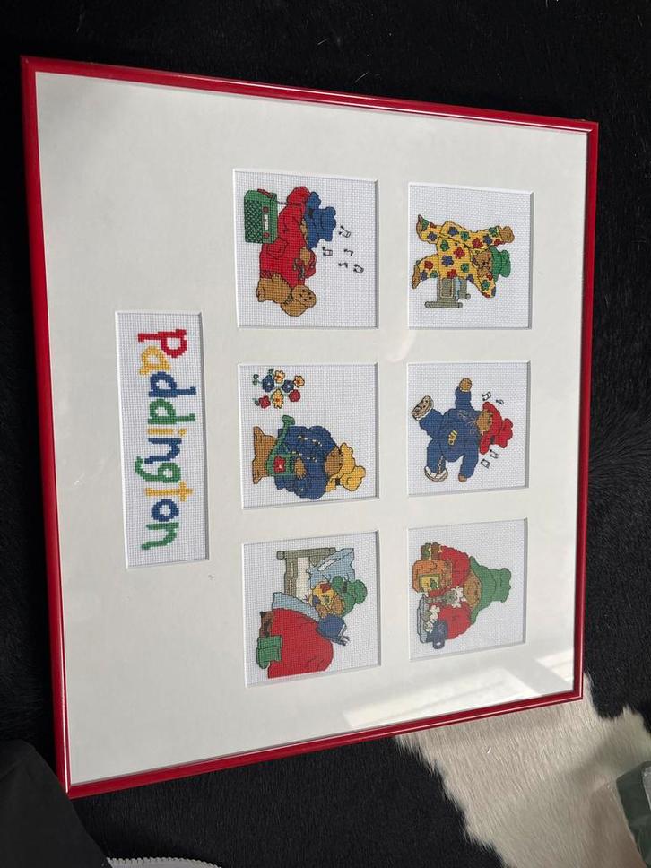 Paddington Beer Kruissteek Ingelijst, Hobby en Vrije tijd, Borduren en Borduurmachines, Zo goed als nieuw, Ophalen of Verzenden