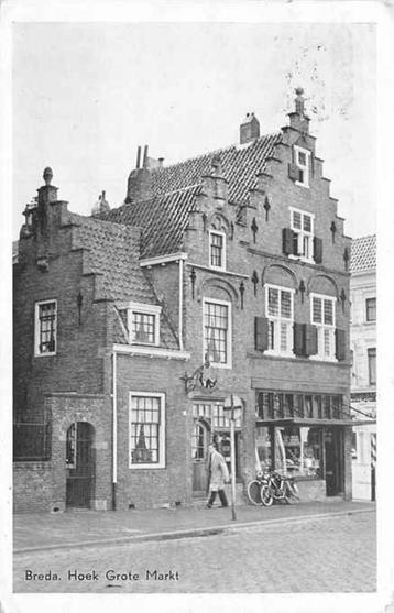 (301-379-007) Breda Hoek Grote Markt beschikbaar voor biedingen