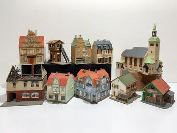 Set van 10 gebouwen voor H0-spoor beschikbaar voor biedingen