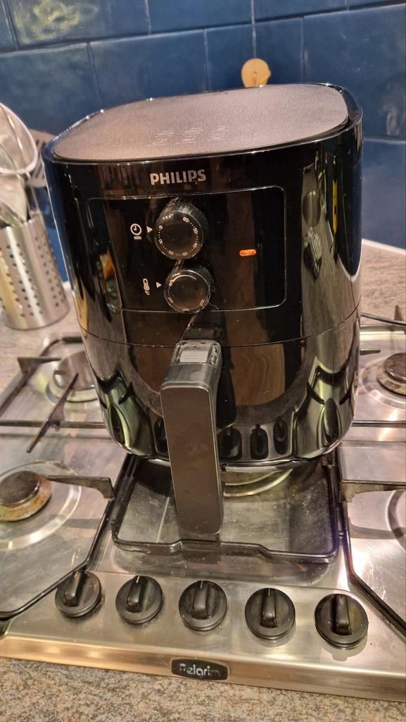 Philips Airfryer Essential HD9200, Witgoed en Apparatuur, Airfryers, Gebruikt, Airfryer, 750 t/m 999 gram, Ophalen
