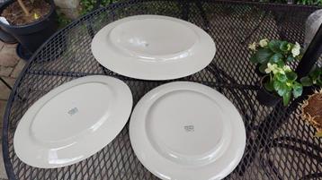 3 antieke Wedgwood serveer schalen in goede staat 46, 35, 32 beschikbaar voor biedingen