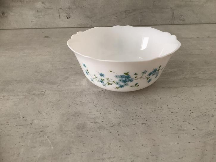 Arcopal Veronica Schaal, Antiek en Kunst, Antiek | Schalen, Ophalen of Verzenden