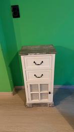 Mooi klein kastje, Ophalen, 50 tot 100 cm, Zo goed als nieuw, Minder dan 100 cm