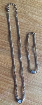 Ketting en armband van nep goud, Ophalen of Verzenden, Zo goed als nieuw, Goud, Overige materialen