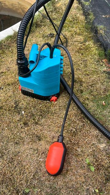 DOMPEL POMP GARDENA 7000 beschikbaar voor biedingen