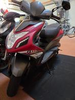 Scooter Blauw kenteken BTC R8, Fietsen en Brommers, Scooters | Yamaha, Ophalen, Zo goed als nieuw, Benzine, Overige modellen