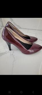 Bordeaux pumps, Ophalen, Zo goed als nieuw, Rood
