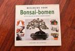Bonsai boek “Beeldgids voor Bonsai bomen” van Colin Lewis., Ophalen of Verzenden, Zo goed als nieuw, Overige onderwerpen