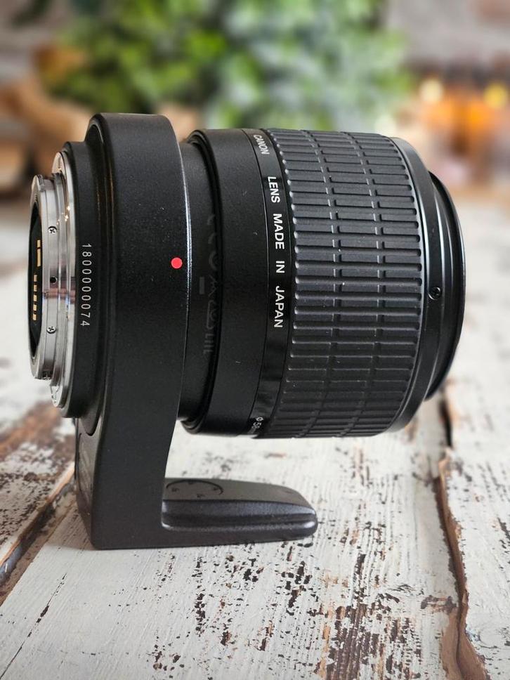 Canon macro Lens - zo goed als nieuw, Audio, Tv en Foto, Fotografie | Lenzen en Objectieven, Zo goed als nieuw, Macrolens, Ophalen of Verzenden