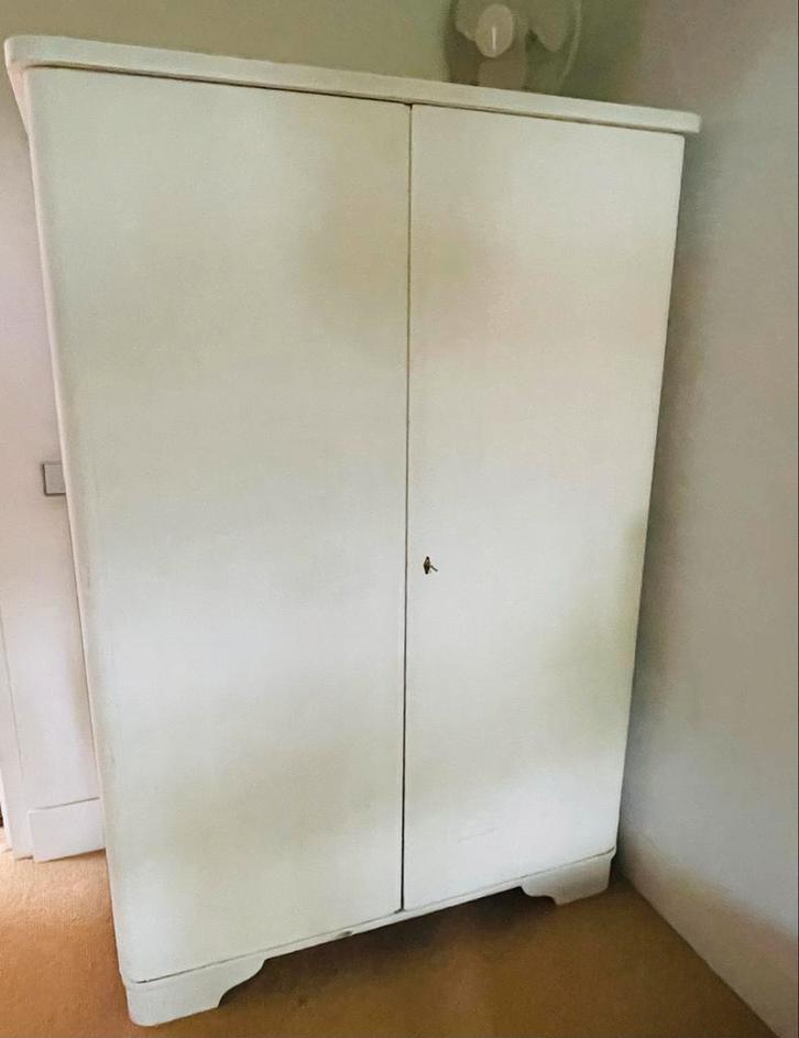 Antieke Kledingkast met Roede, Hang- en Legruimte, Huis en Inrichting, Kasten | Kledingkasten, Gebruikt, 150 tot 200 cm, 100 tot 150 cm