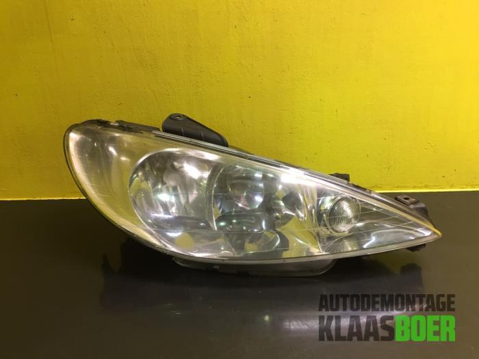 Koplamp rechts van een Peugeot 206, Auto-onderdelen, Verlichting, Peugeot, Gebruikt, 6 maanden garantie, 12 maanden garantie, Ophalen of Verzenden