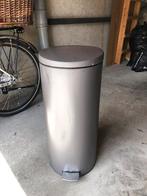 Brabantia mat grijze prullenbak!, Huis en Inrichting, Woonaccessoires | Prullenbakken, Ophalen, Met pedaal, Zo goed als nieuw
