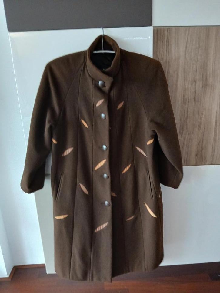 damesmantel Philippe Vallereuil, Kleding | Dames, Jassen | Winter, Zo goed als nieuw, Maat 38/40 (M), Bruin, Ophalen of Verzenden