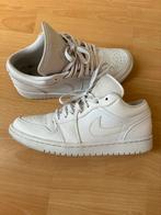 Air Jordan 1 low wit (origineel)., Kleding | Dames, Schoenen, Ophalen of Verzenden, Gedragen, Wit, Sneakers of Gympen