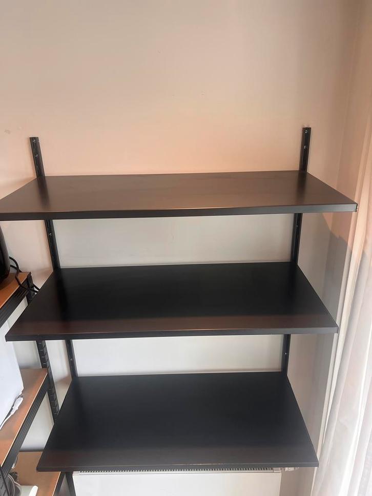 Zwarte IKEA Boaxel planken, Huis en Inrichting, Woonaccessoires | Wandplanken en Boekenplanken, Zo goed als nieuw, Ophalen