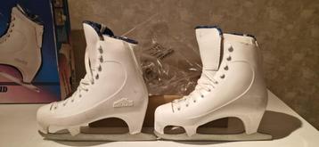 Lake placid Nijdam kunst schaatsen  maat 39 beschikbaar voor biedingen