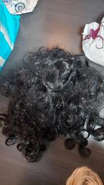 Zwarte krullenpruik, Ophalen of Verzenden, Zo goed als nieuw, Maat 46/48 (XL) of groter, Carnaval