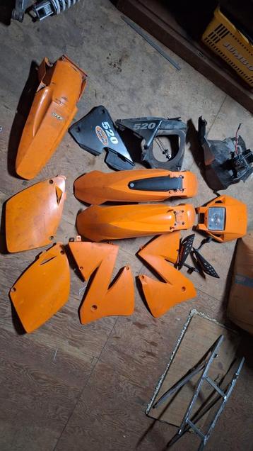Onderdelen ktm 520 2004 blokdelen, kappen  beschikbaar voor biedingen