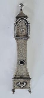 Zilveren Miniatuur Staand Horloge J.W. van Waveren Haarlem, Ophalen of Verzenden, Zilver
