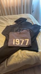 Zwart 1977 Trainingspak - Maat L, Kleding | Heren, Bodywarmers, Maat 52/54 (L), Zwart, Nieuw, Ophalen of Verzenden