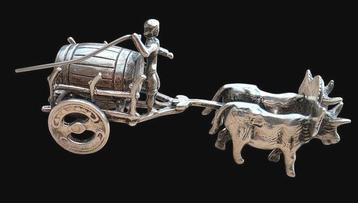 Hollands Zilveren Miniatuur  Ossenwagen met bierton  beschikbaar voor biedingen