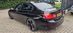 BMW 3-serie 320i High Executive, Automaat, Euro 5, Achterwielaandrijving, Zwart