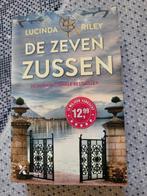 Lucinda Riley - De zeven zussen, Lucinda Riley, Ophalen of Verzenden, Zo goed als nieuw, Nederland