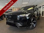 Volvo XC90 2.0 T8 Recharge AWD R-Design 7P / Panodak / Adapt, 4 cilinders, 7 stoelen, Zwart, Vierwielaandrijving