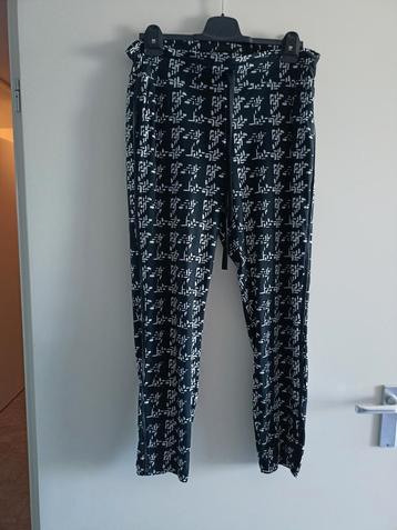 Studio Anneloes broek L  beschikbaar voor biedingen