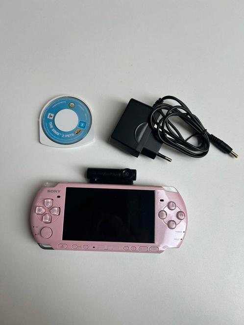 PSP 3000 roze met camera en game, Spelcomputers en Games, Spelcomputers | Sony PSP, Zo goed als nieuw, PSP 3000, Roze, Met games