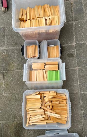 Hobby hout blokjes balkjes houten blokken spoorbaan (Kapla) beschikbaar voor biedingen
