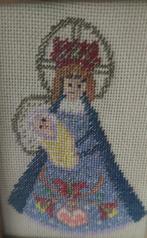 1025 Mooie geborduurde Maria met Kind in lijstje, Ophalen of Verzenden, Zo goed als nieuw, Overige typen, Christendom | Katholiek
