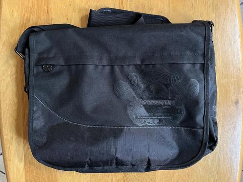 Brunotti schoudertas met laptopvak, Sieraden, Tassen en Uiterlijk, Tassen | Schoudertassen, Zo goed als nieuw, Overige merken