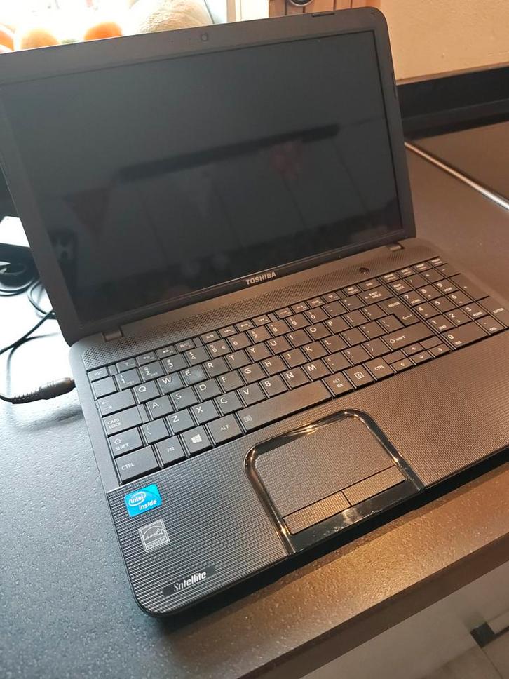 Toshiba Satellite Laptop I7, 8gb 120 ssd, Computers en Software, Windows Laptops, Gebruikt, 15 inch, HDD, Onbekend, 4 GB, Qwerty