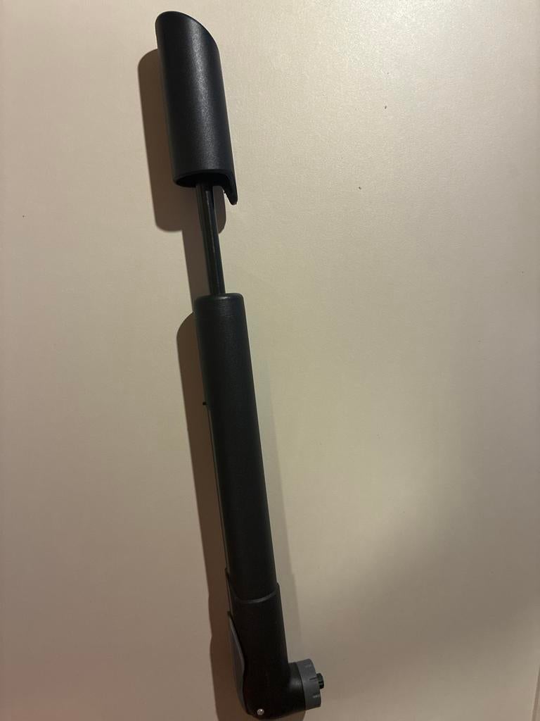 Decathlon handpomp - Zo goed als nieuw, Ophalen of Verzenden, Zo goed als nieuw