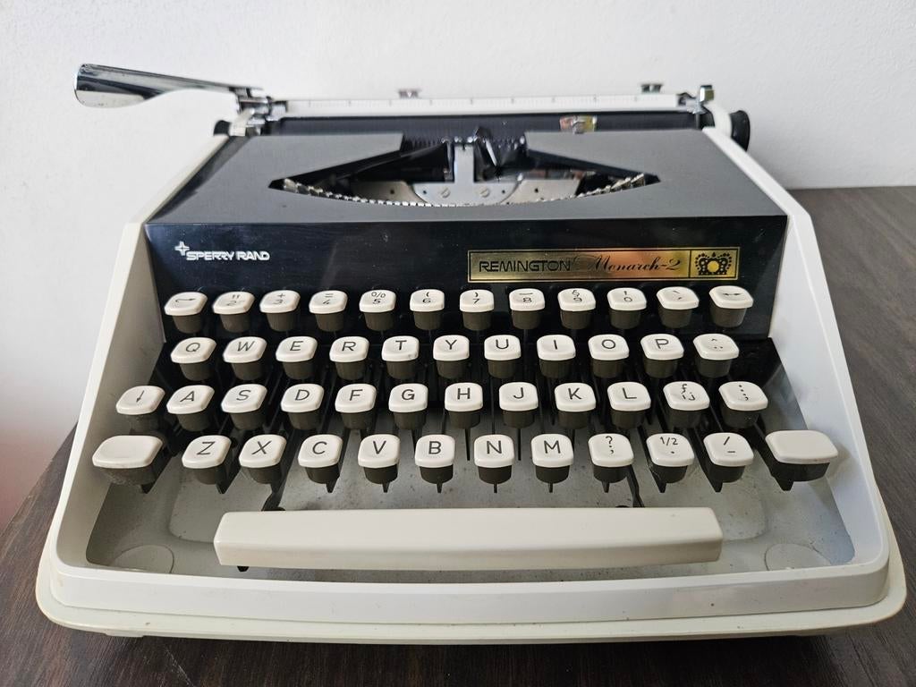 Remington Monarch 2 Typemachine, Ophalen