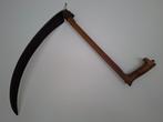 Antieke zeis met houten handvat, Antiek en Kunst, Ophalen