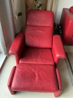 Red leather armchair with footrest, Gebruikt, Eenpersoons, Minder dan 75 cm, Ophalen of Verzenden