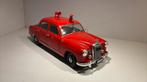 Mercedes 180 fire revell 1.18