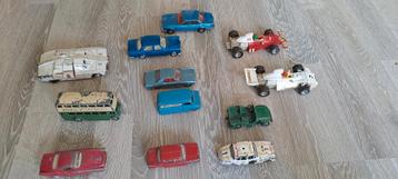 12 x modelauto, o.a  Dinky Toy Corgi  Matchbox ,Scalextric beschikbaar voor biedingen