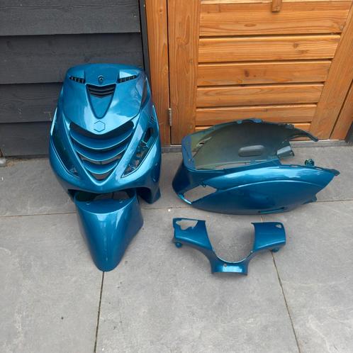 Custom zip kappenset Bmw long beach blue, Fietsen en Brommers, Scooters | Piaggio, Zo goed als nieuw, Zip, Verzenden